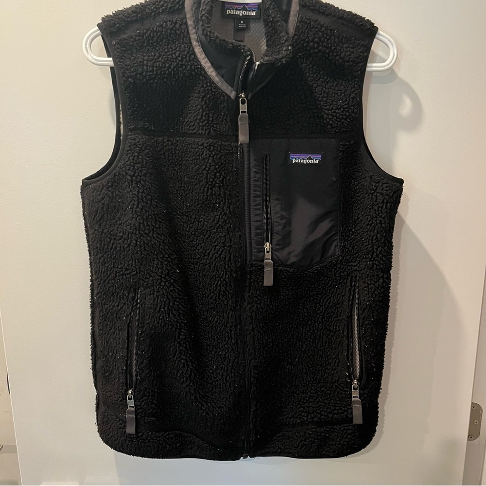 Patagonia Medium- Retro-X Black Fleece Vest